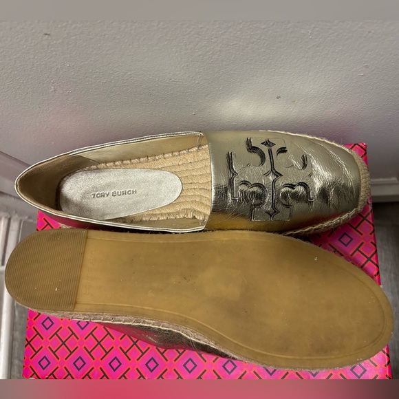 Tory Burch Gold Espadrille - Picture 4 of 4